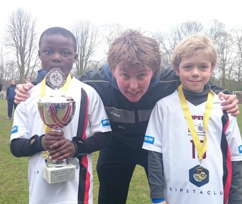 Meet & greet met een participatieproject in de sport. Demos sprak met Pieter Smets en Selahattin Koçak - Het nieuwe totaalvoetbal - Momenten #14